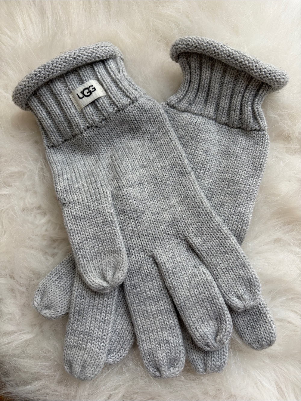 UGG Women's HEATHER GREY Wool-Blend Knit Cuff Touch Gloves - One Size